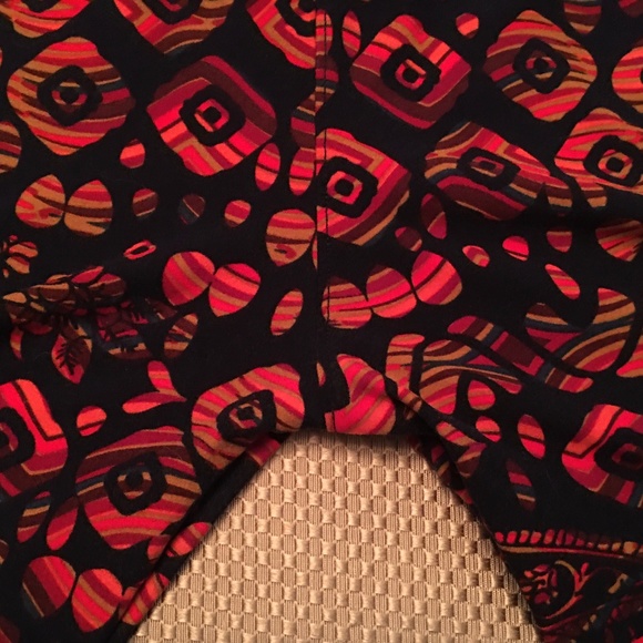 NWOT LuLaRoe Leggings - Tall & Curvy (TC) - Picture 5 of 5